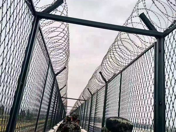 刀片刺繩安裝其實很簡單,安裝方法介紹